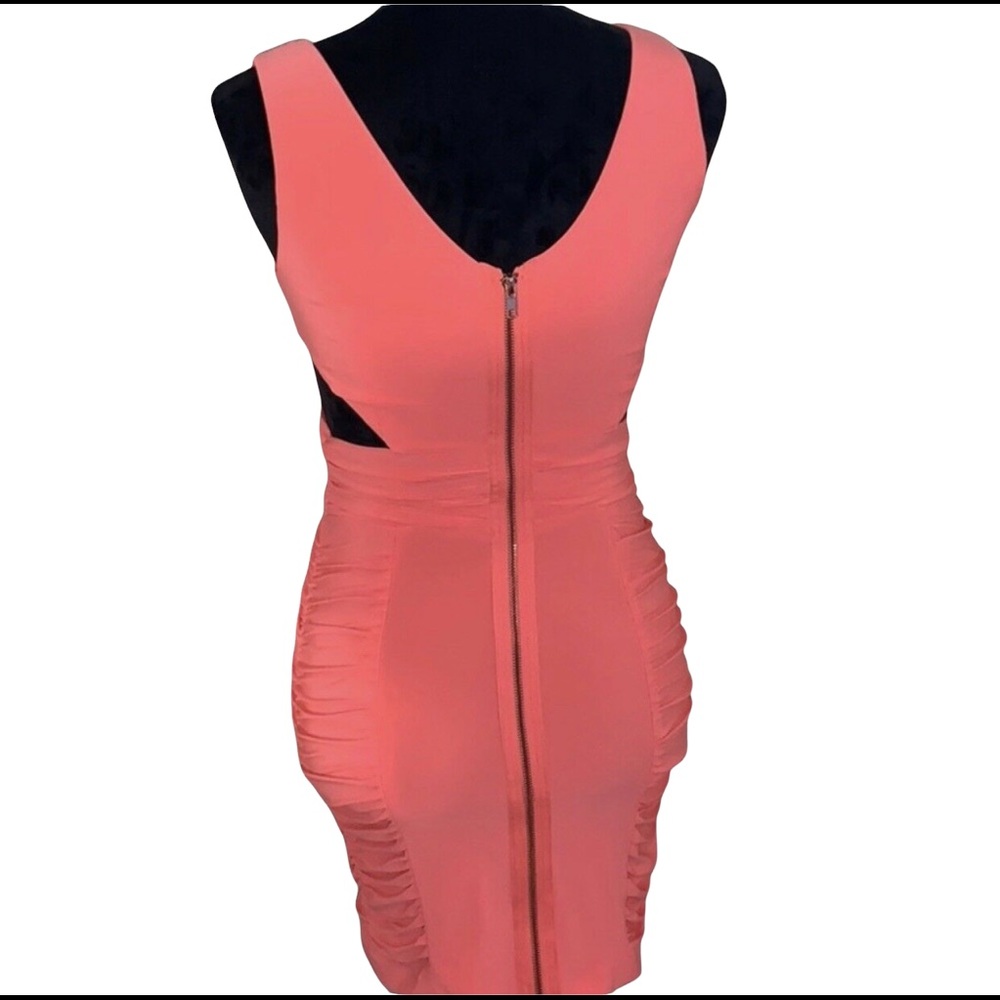 HAILEY LOGAN BY ADRIANNE PAPELL PINK CUT OUT BODYCON MINI DRESS - Picture 15 of 15